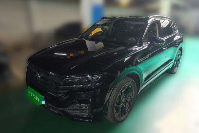 Used Volkswagen Touareg 2021 3.0 TSI Luxury Edition Black Diamond Sport Package