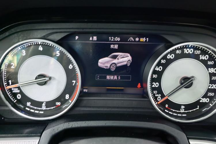 Used Volkswagen Touareg 2021 2.0 TSI Flagship Special Edition Instrument Cluster