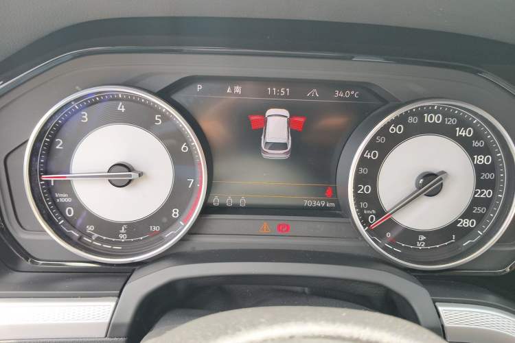 Used Volkswagen Touareg 2021 2.0 TSI RuiShang Edition Instrument Cluster