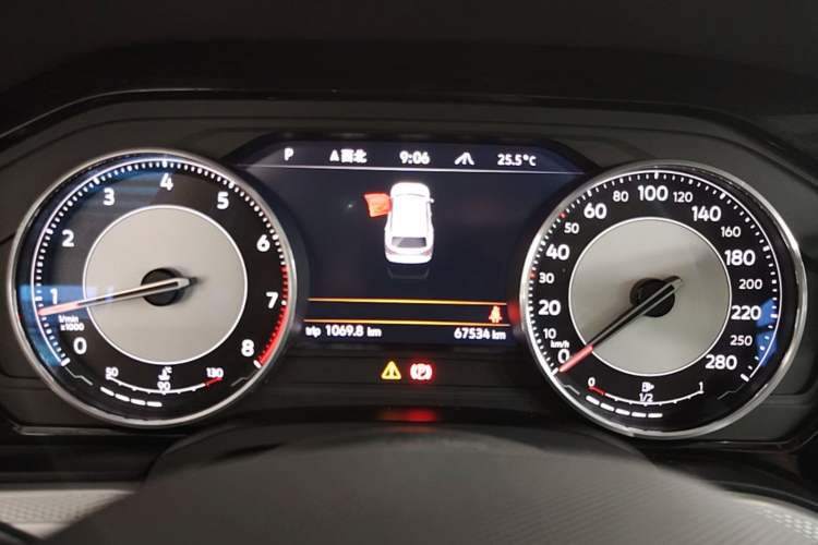 Used Volkswagen Touareg 2021 2.0 TSI Flagship Special Edition Instrument Cluster