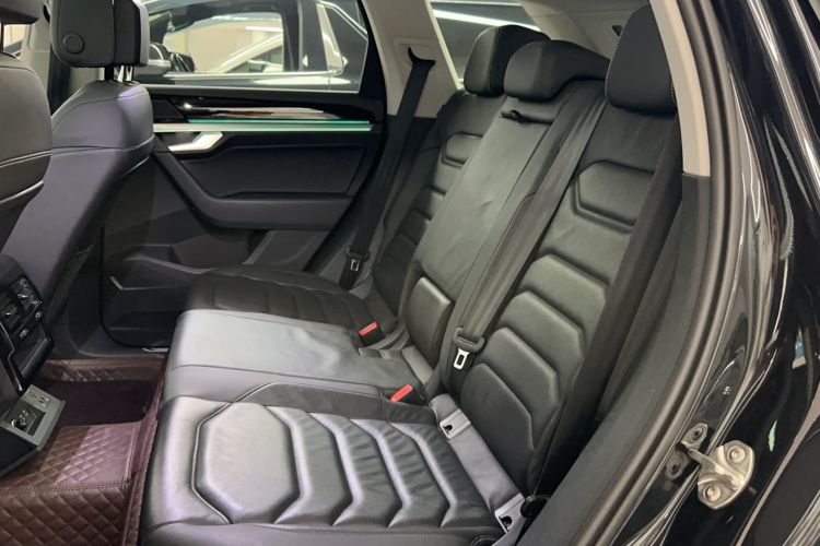 Used Volkswagen Touareg 2021 3.0 TSI Prestige Edition Classic Sport Package Interior 1