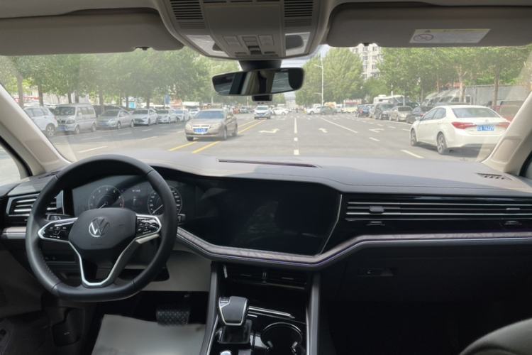 Used Volkswagen Touareg 2021 3.0 TSI Prestige Edition Classic Sport Package Interior 2