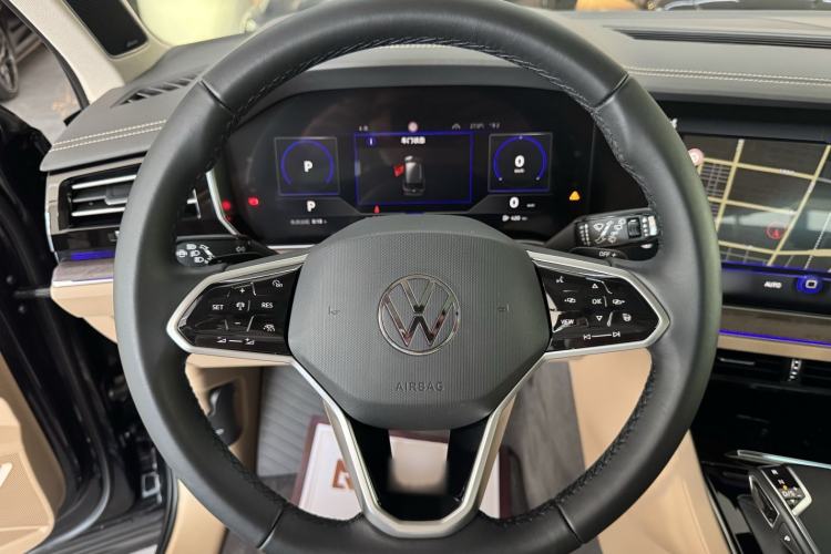 Used Volkswagen Touareg 2021 3.0 TSI Prestige Edition Interior 2