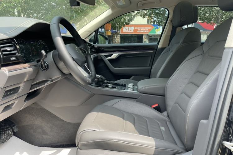 Used Volkswagen Touareg 2021 3.0 TSI Prestige Edition Classic Sport Package Interior 6