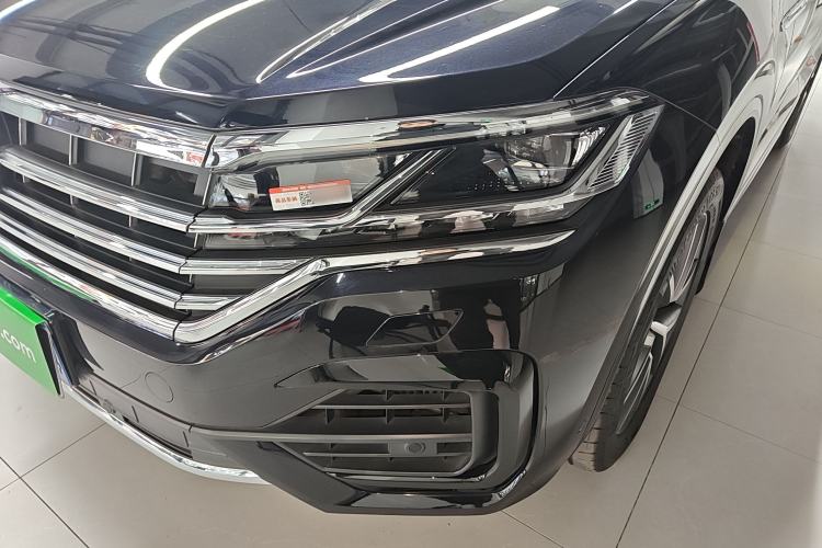 Used Volkswagen Touareg 2021 3.0 TSI Prestige Edition Classic Sport Package Left Front Headlight