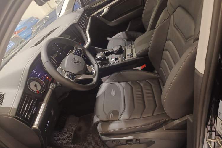 Used Volkswagen Touareg 2021 2.0 TSI Flagship Special Edition Left Front Seat
