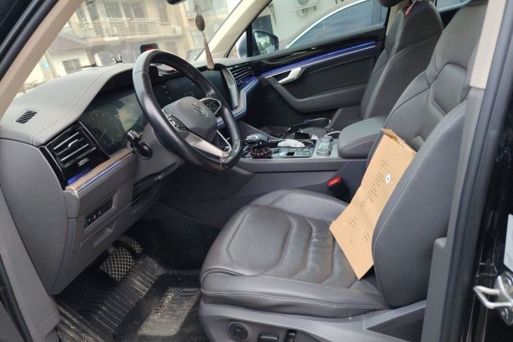 Used Volkswagen Touareg 2021 3.0 TSI Prestige Edition Classic Sport Package Left Front Seat