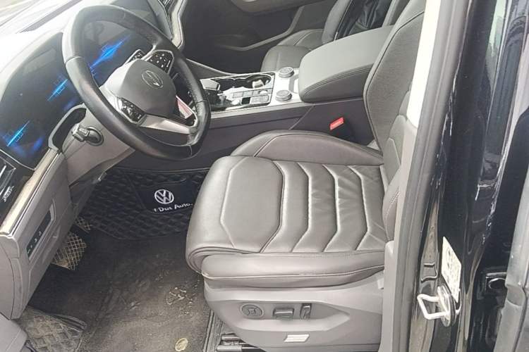 Used Volkswagen Touareg 2021 3.0 TSI Prestige Edition Classic Sport Package Left Front Seat