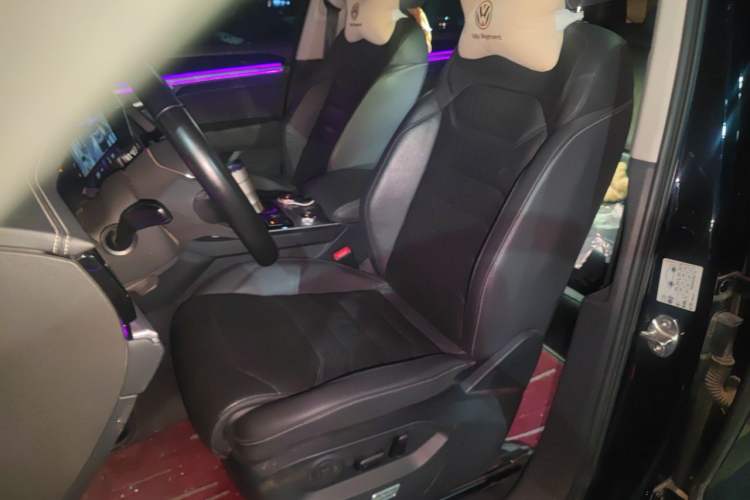 Used Volkswagen Touareg 2021 2.0 TSI RuiShang Edition Left Front Seat