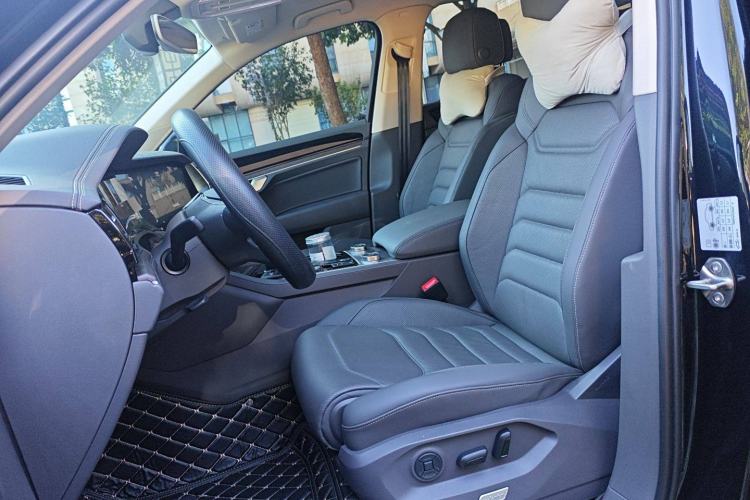 Used Volkswagen Touareg 2021 3.0 TSI Prestige Edition Classic Sport Package Left Front Seat