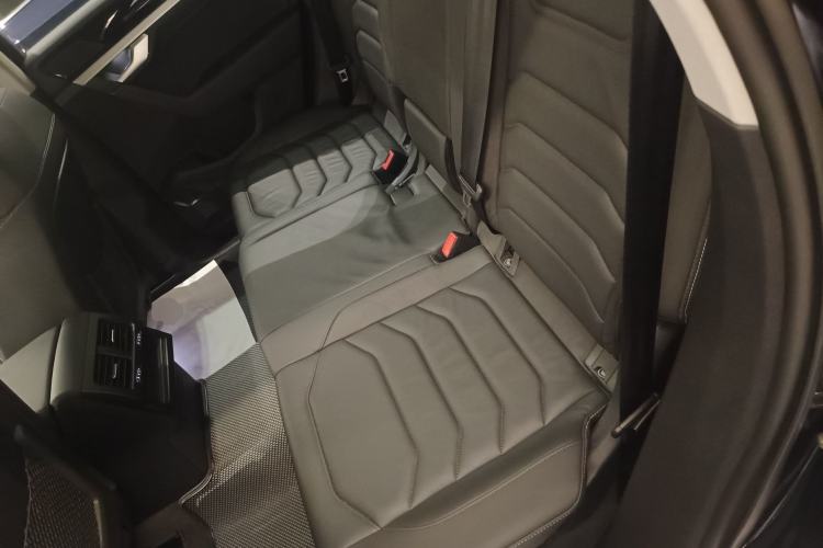 Used Volkswagen Touareg 2021 2.0 TSI Flagship Special Edition Left Rear Seat
