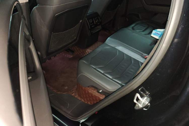 Used Volkswagen Touareg 2021 2.0 TSI Flagship Special Edition Left Rear Seat