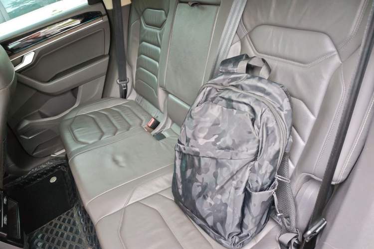 Used Volkswagen Touareg 2021 2.0 TSI RuiShang Edition Left Rear Seat