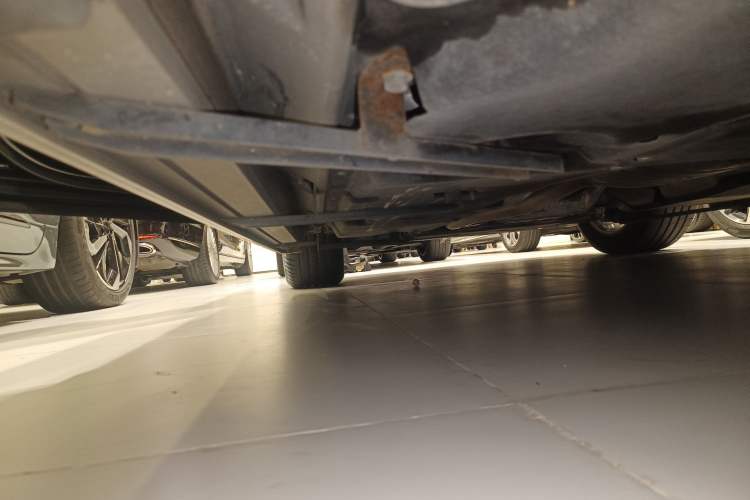 Used Volkswagen Touareg 2021 2.0 TSI Flagship Special Edition Left Side Sill