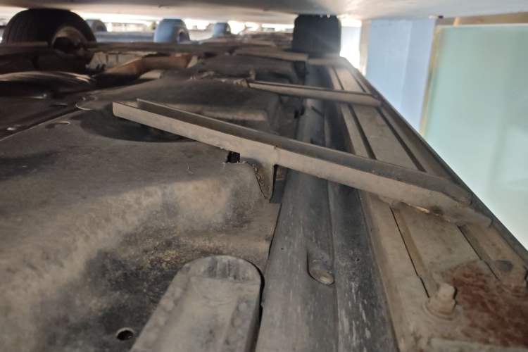 Used Volkswagen Touareg 2021 2.0 TSI Flagship Special Edition Left Side Sill
