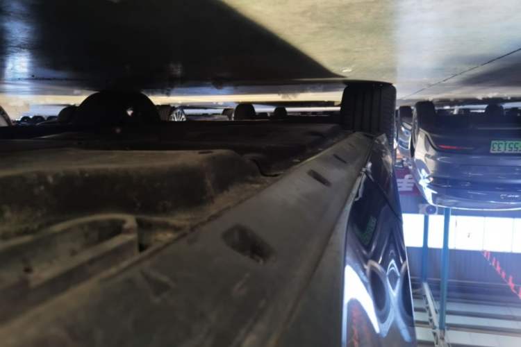 Used Volkswagen Touareg 2021 3.0 TSI Prestige Edition Left Side Sill