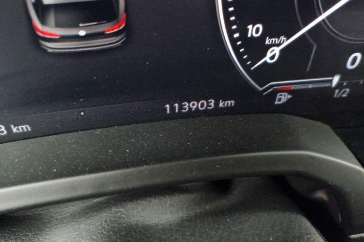 Used Volkswagen Touareg 2021 2.0 TSI RuiShang Edition Odometer Close Up