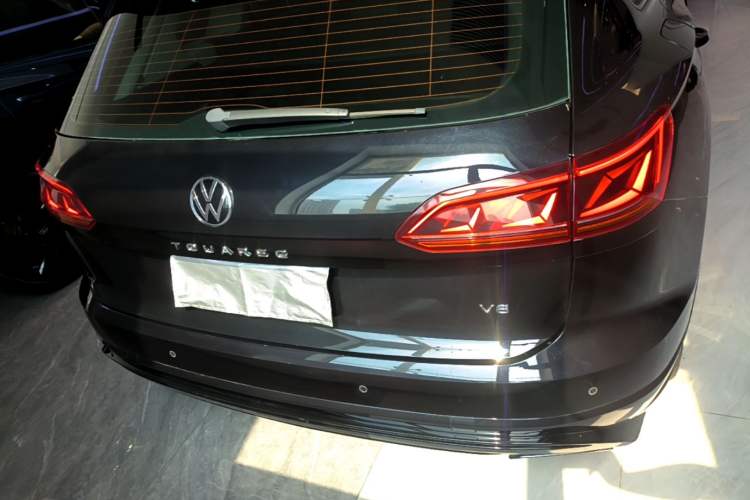 Used Volkswagen Touareg 2021 3.0 TSI Luxury Edition Black Diamond Sport Package Rear