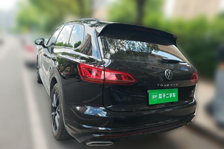 Used Volkswagen Touareg 2021 3.0 TSI Prestige Edition Classic Sport Package Rear Left 45 Deg