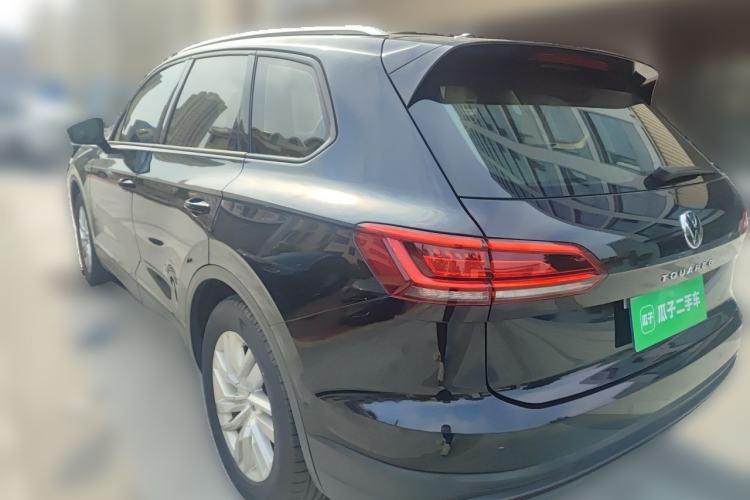 Used Volkswagen Touareg 2021 2.0 TSI Ruiyi Edition Rear Left 45 Deg