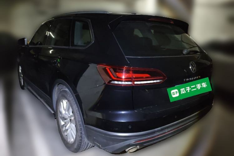 Used Volkswagen Touareg 2021 2.0 TSI Flagship Special Edition Rear Left 45 Deg