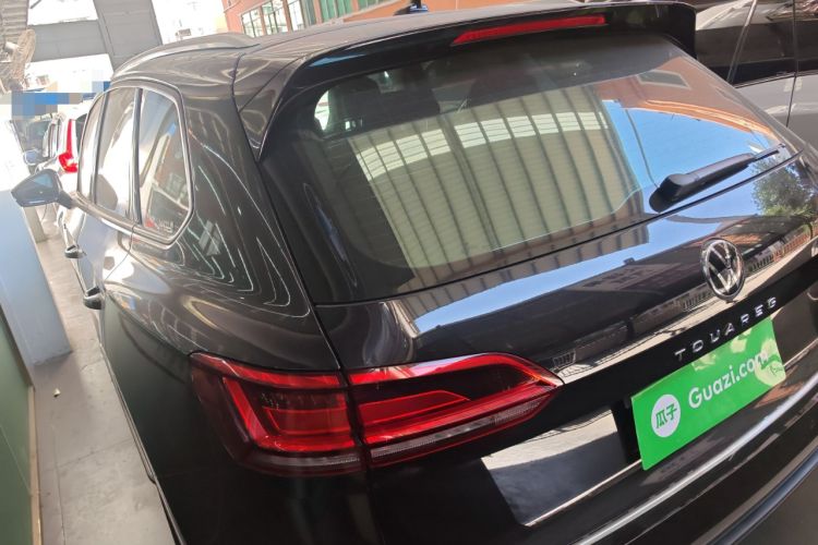Used Volkswagen Touareg 2021 2.0 TSI Flagship Special Edition Rear Left 45 Deg