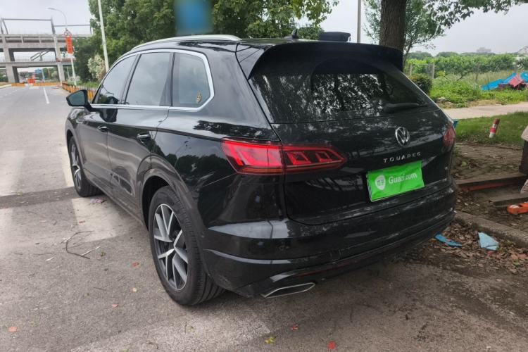 Used Volkswagen Touareg 2021 3.0 TSI Prestige Edition Classic Sport Package Rear Left 45 Deg
