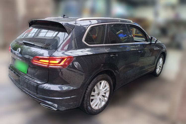 Used Volkswagen Touareg 2021 2.0 TSI RuiShang Edition Rear Right 45 Deg