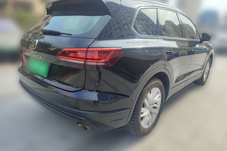 Used Volkswagen Touareg 2021 2.0 TSI Ruiyi Edition Rear Right 45 Deg