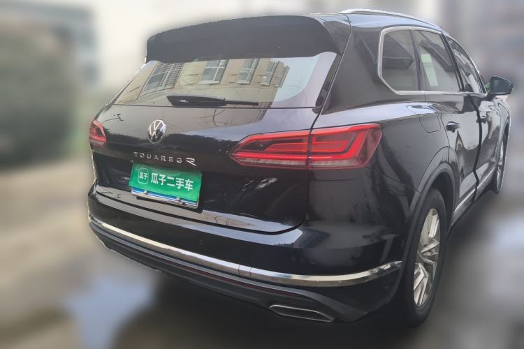 Used Volkswagen Touareg 2021 2.0 TSI Ruiyi Edition Rear Right 45 Deg
