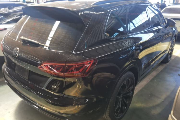 Used Volkswagen Touareg 2021 3.0 TSI Prestige Edition Rear Right 45 Deg