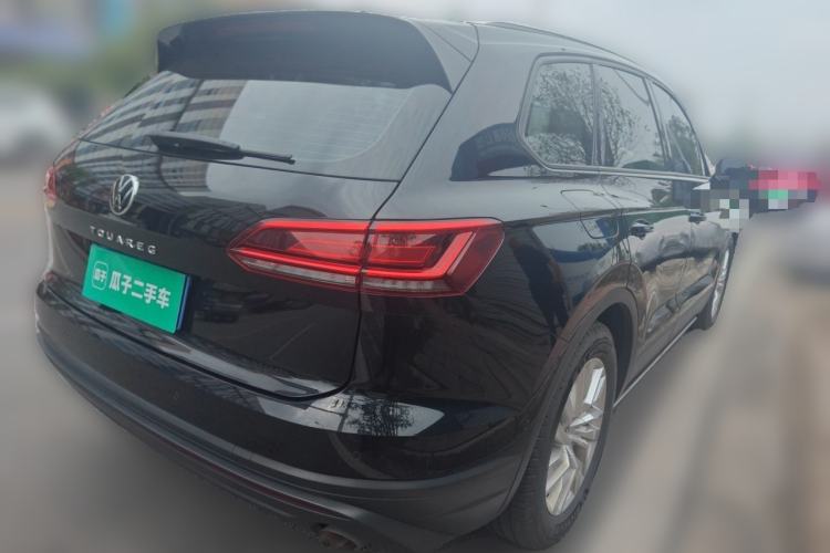 Used Volkswagen Touareg 2021 2.0 TSI Flagship Special Edition Rear Right 45 Deg