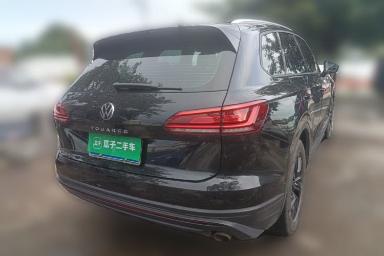 Used Volkswagen Touareg 2021 2.0 TSI Flagship Special Edition Rear Right 45 Deg