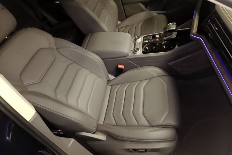 Used Volkswagen Touareg 2021 3.0 TSI Prestige Edition Classic Sport Package Right Front Seat