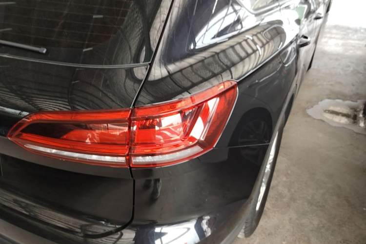 Used Volkswagen Touareg 2021 2.0 TSI Flagship Special Edition Right Rear Taillight