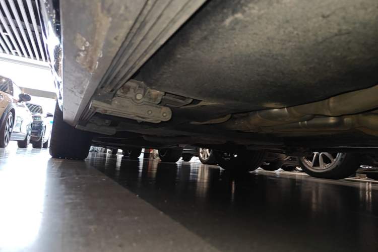 Used Volkswagen Touareg 2021 3.0 TSI Prestige Edition Right Side Sill