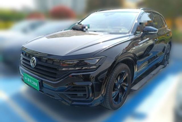 Used Volkswagen Touareg 2021 3.0 TSI Luxury Edition Black Diamond Sport Package