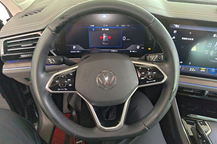 Used Volkswagen Touareg 2021 2.0 TSI RuiShang Edition Steering Wheel