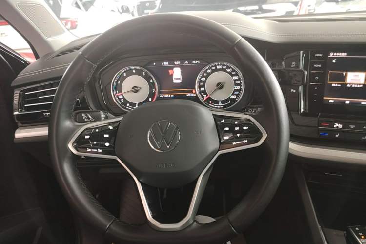 Used Volkswagen Touareg 2021 2.0 TSI Flagship Special Edition Steering Wheel
