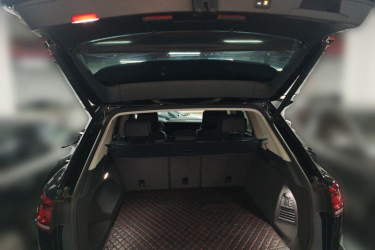 Used Volkswagen Touareg 2021 2.0 TSI Flagship Special Edition Trunk