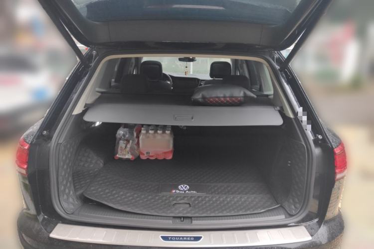 Used Volkswagen Touareg 2021 2.0 TSI Flagship Special Edition Trunk