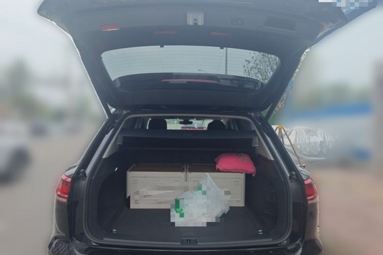 Used Volkswagen Touareg 2021 2.0 TSI Flagship Special Edition Trunk