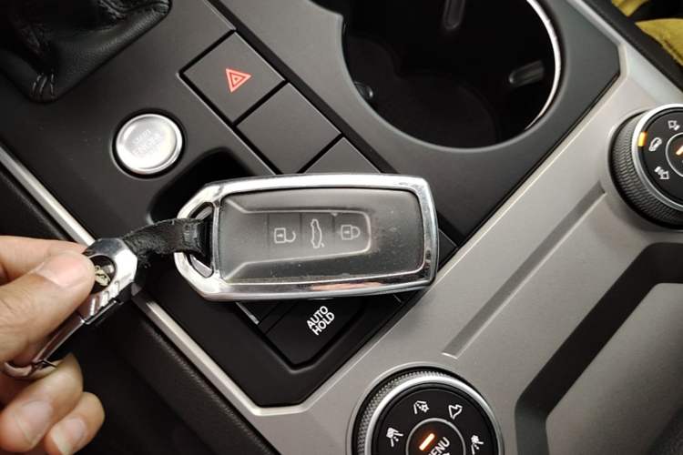 Used Volkswagen Touareg 2021 2.0 TSI Flagship Special Edition Vehicle Key