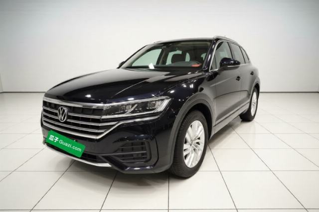 Ojetý Volkswagen Touareg 2021 2.0 TSI RuiShang Edition