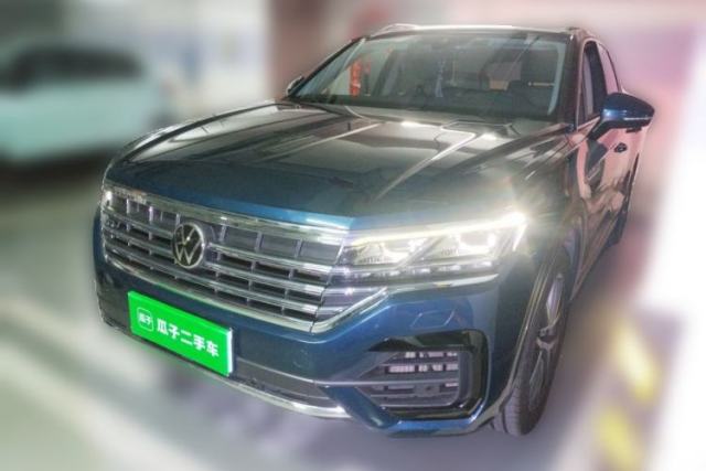Ojetý Volkswagen Touareg 2021 3.0 TSI Prestige Edition Classic Sport Package