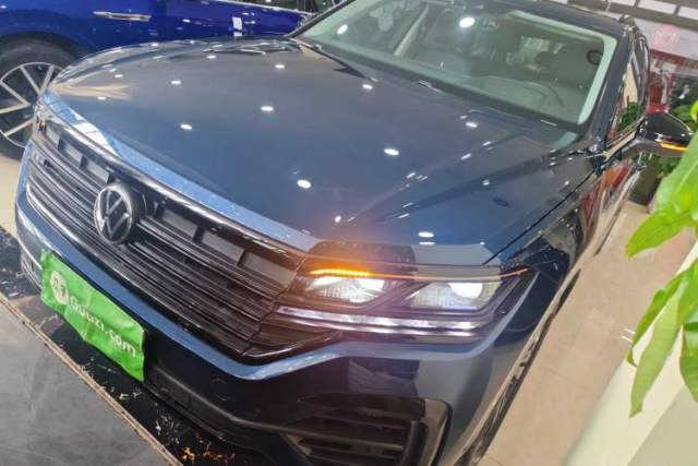 Used Volkswagen Touareg 2021 3.0 TSI Luxury Edition Black Diamond Sport Package
