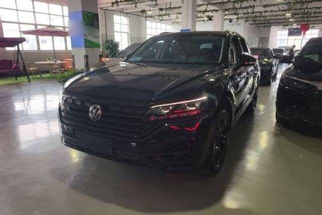 Used Volkswagen Touareg 2021 3.0 TSI Luxury Edition Black Diamond Sport Package