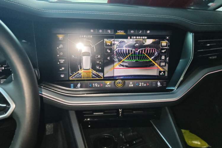 Used Volkswagen Touareg 2021 3.0 TSI Prestige Edition Classic Sport Package Audio And AC Panel