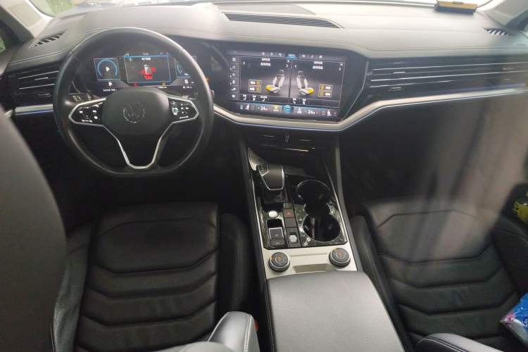 Used Volkswagen Touareg 2021 2.0 TSI RuiShang Edition Center Console
