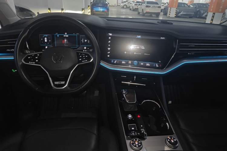 Used Volkswagen Touareg 2021 2.0 TSI RuiShang Edition Center Console